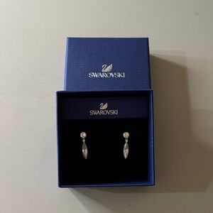 Swarovski Crystal Silver Earrings